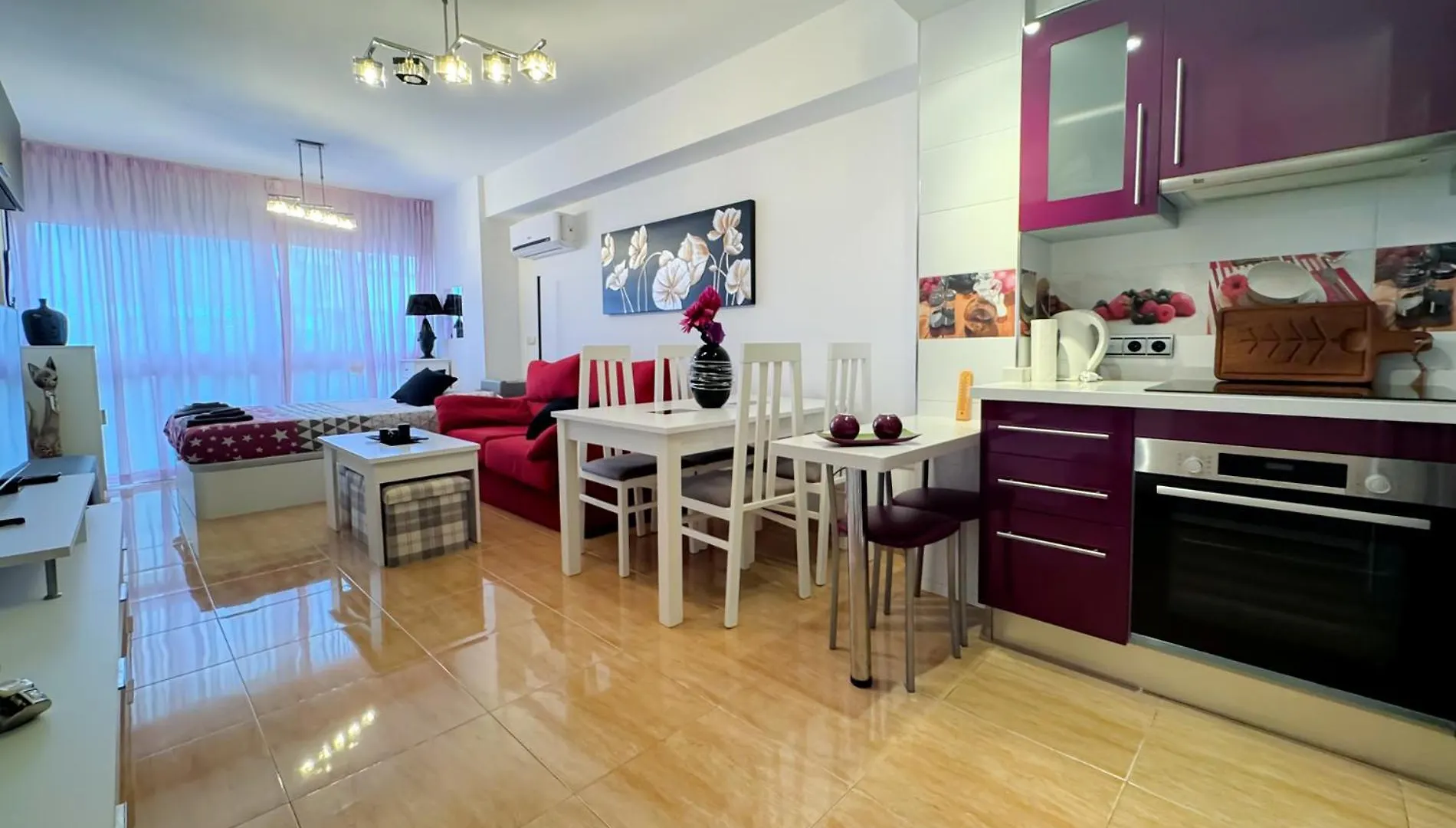 Estudio En El Centro De Nerja